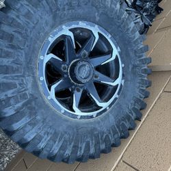Polaris Rzr XP 4 1000 rims and tires 