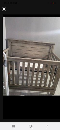 Baby Crib 