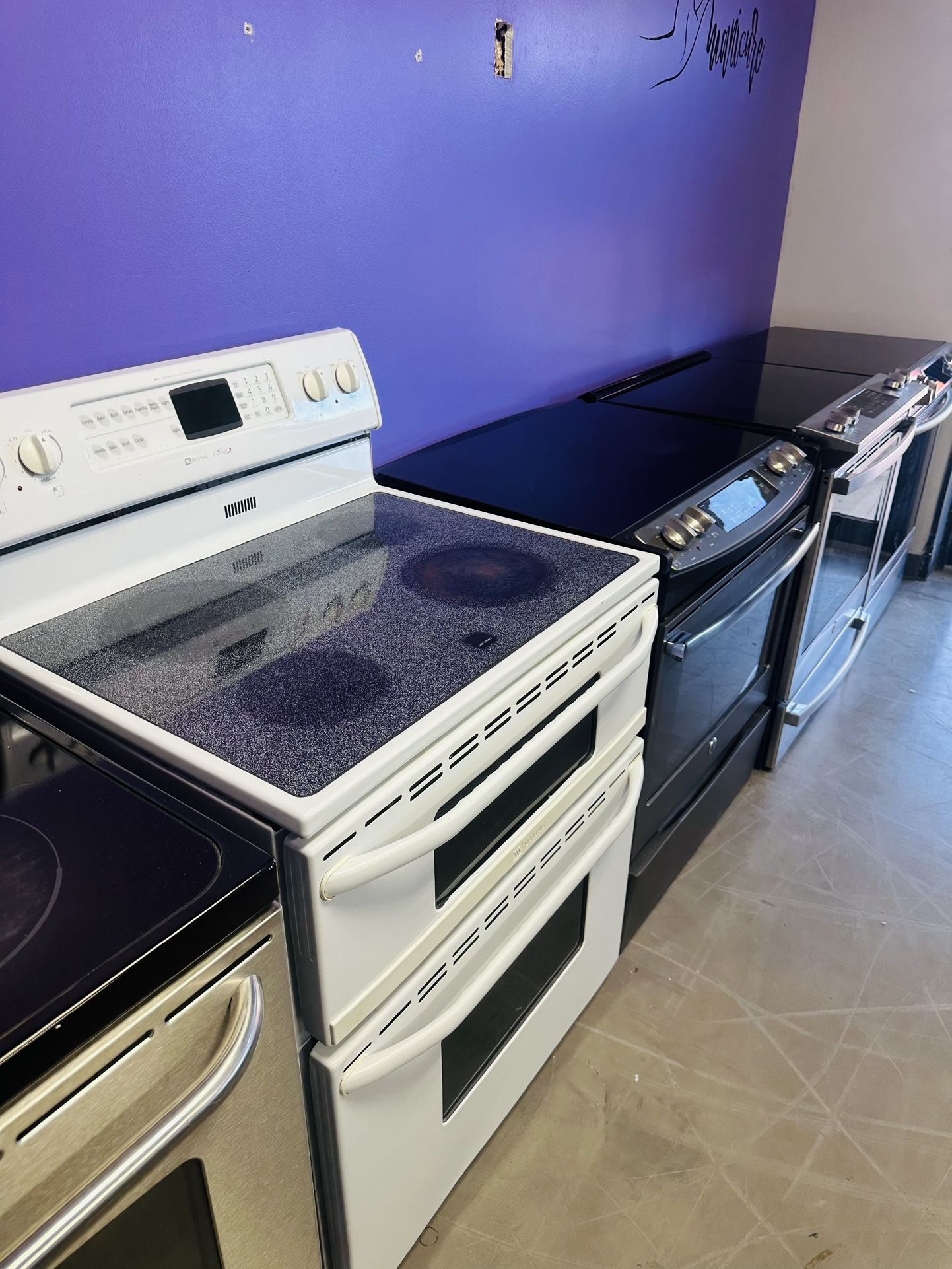 Used Like New Electric Stove