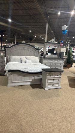 Bedroom set