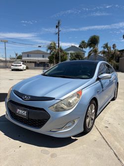 2013 HYUNDAI SONATA