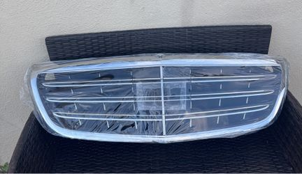 2018 2019 2020 Mercedes-Benz S-Class S450 S560 S63 S65 Front Grille OEM New A2228801383