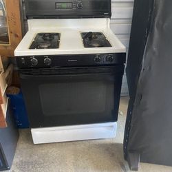Stove And refrigerator