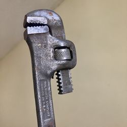 Vintage Walco #8 Pipe Wrench 
