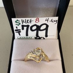 Diamond Ring 14 Kt 4.6 Grams Aprox. 0.60 CTW