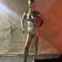Mannequin Full Size Nearly 7ft Tall