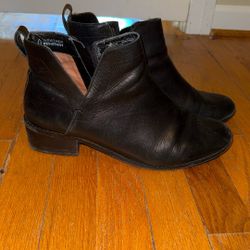 Vionic Black Zip Up Leather Boots Womens Size 11