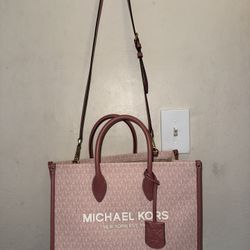 Micheal Kors purse