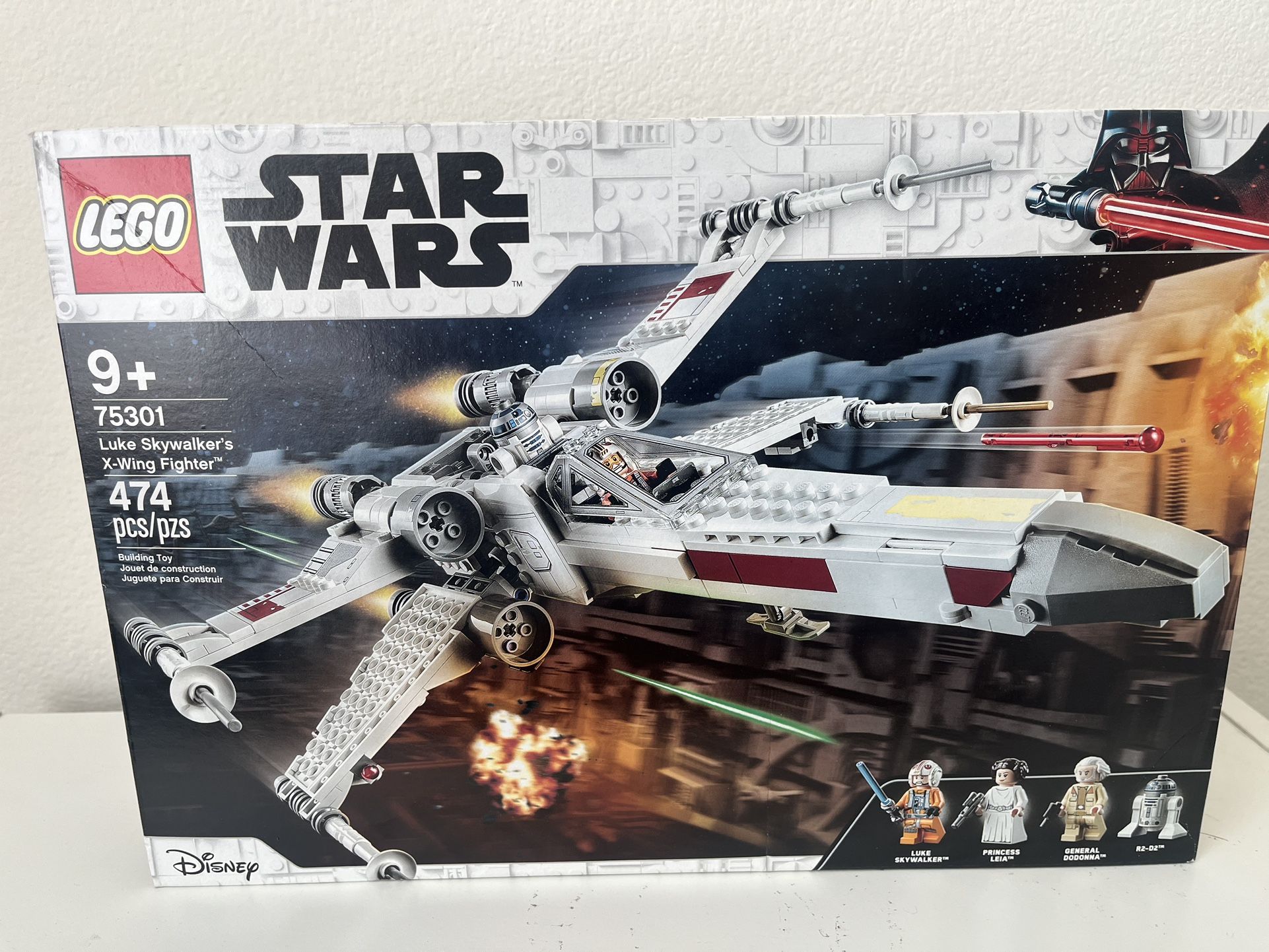 Lego Luke Skywalker X-Wing Fighter