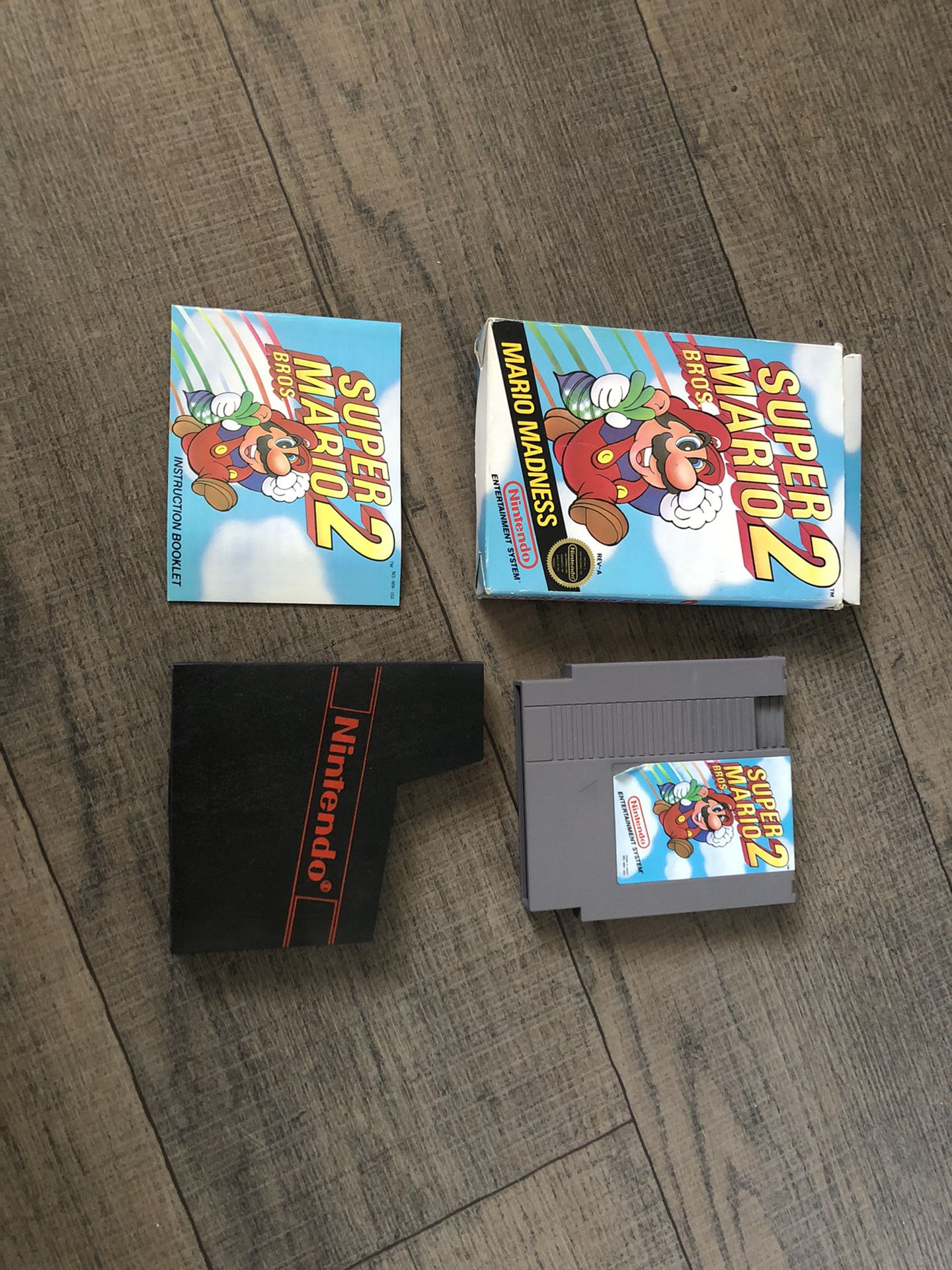 Super Mario Bros 2 Nintendo NES Game Complete in Box