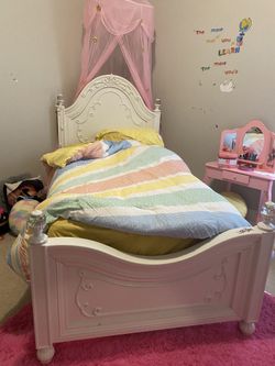 TWIN BED (NEW CONDITION)