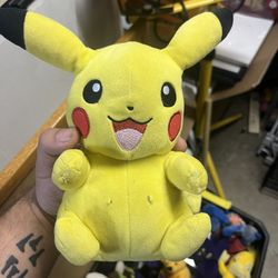 Pokémon Pikachu Plush