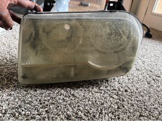 Chrysler 300 headlight