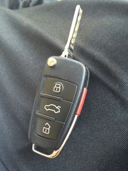 Audi key