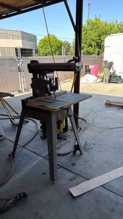 Radial saw craftsman