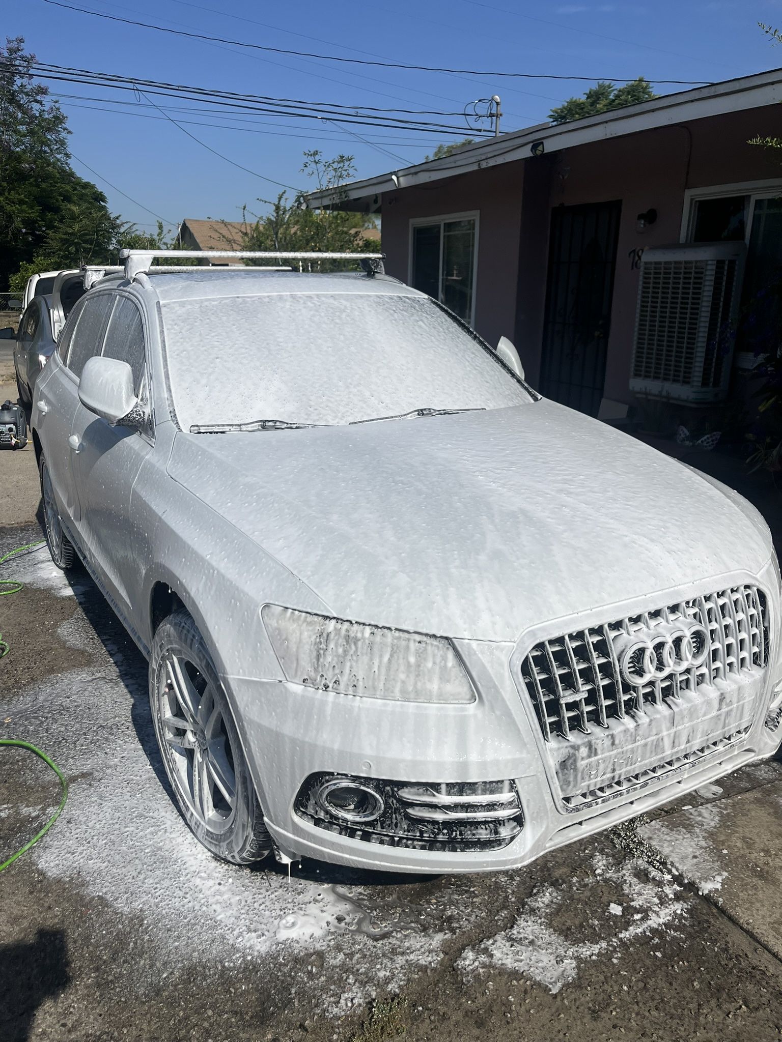 WHAS YOUR CAR-LAVA TU AUTO 