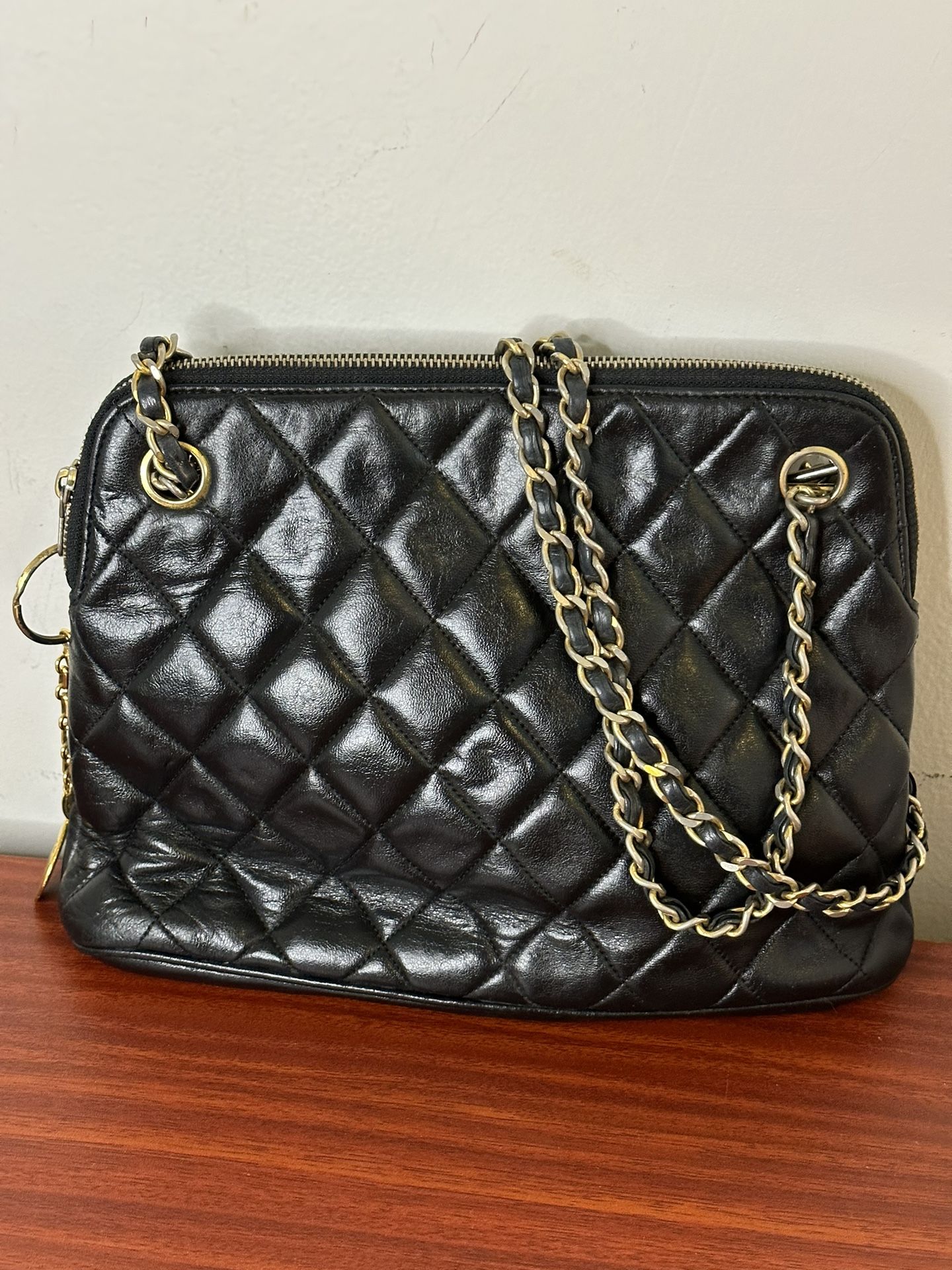 Chanel Bag for Sale in Hollywood, CA - OfferUp