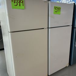 Top Freezer Refrigerator 