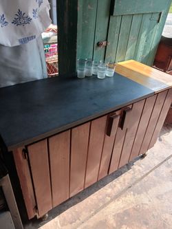 Bar cabinet
