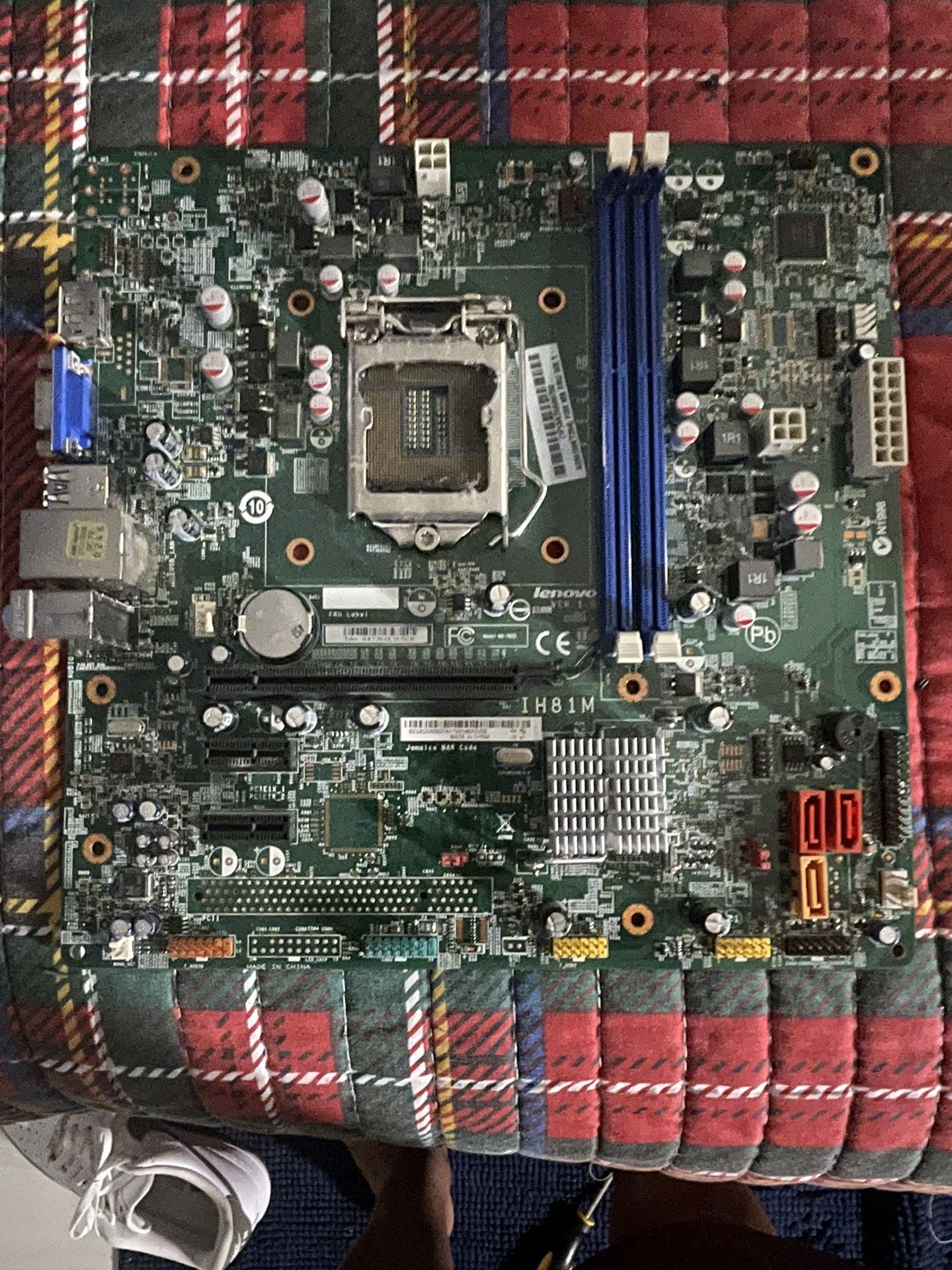 Lga 1150 Motherboard (no Bent Pins)