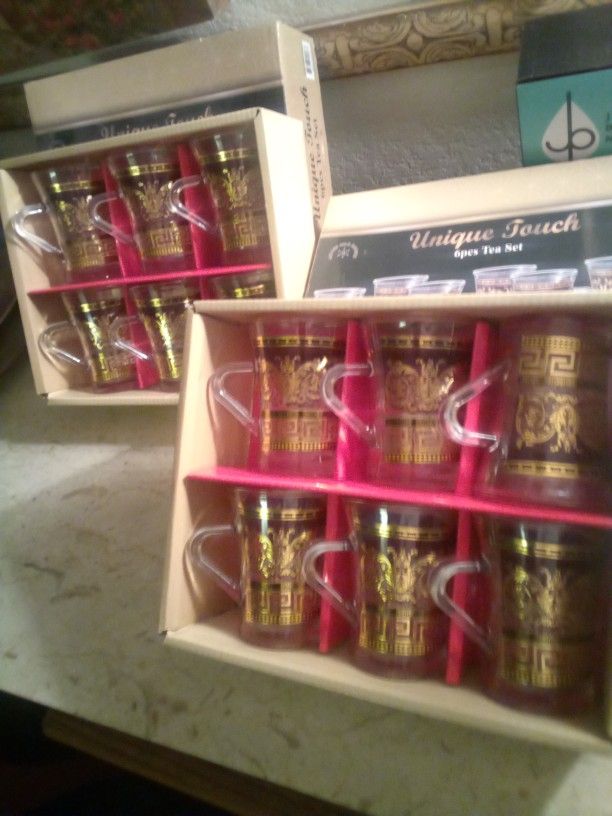 Unique Touch 6 Piece Tea Set I Have Two Of Them So That's 12 Cups And