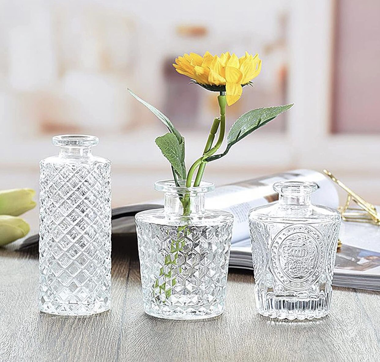 small bulk glass vase for flowers, home or wedding decorations.