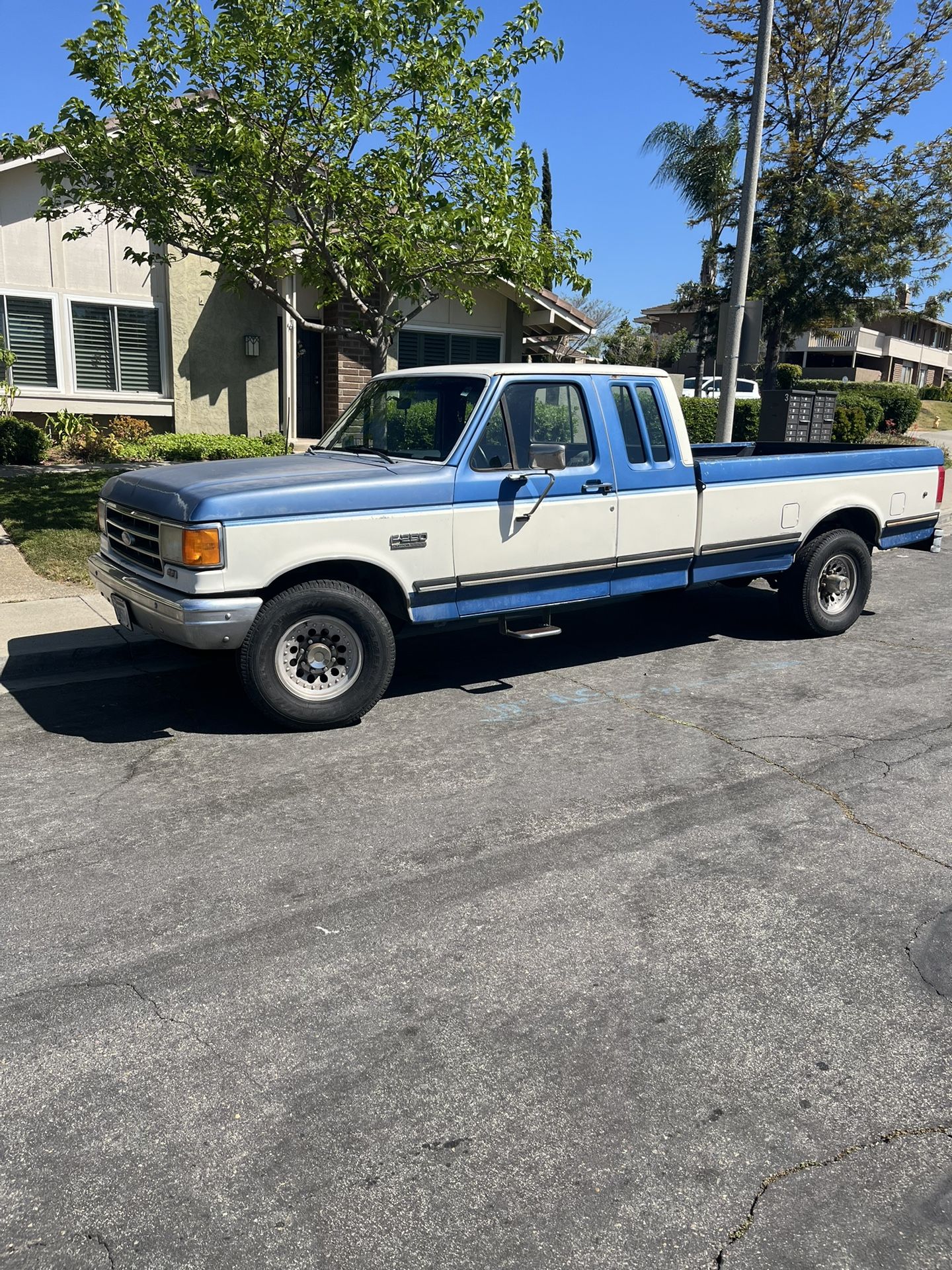 1989 Ford F-250
