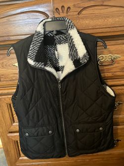 NWT Women’s Reversible vest