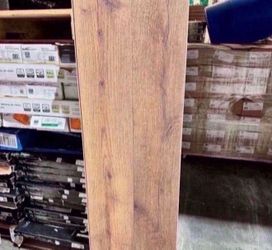 Skaggs Island Oak 12 mm Tx 7.6 in. W Waterproof Laminate Wood Flooring
