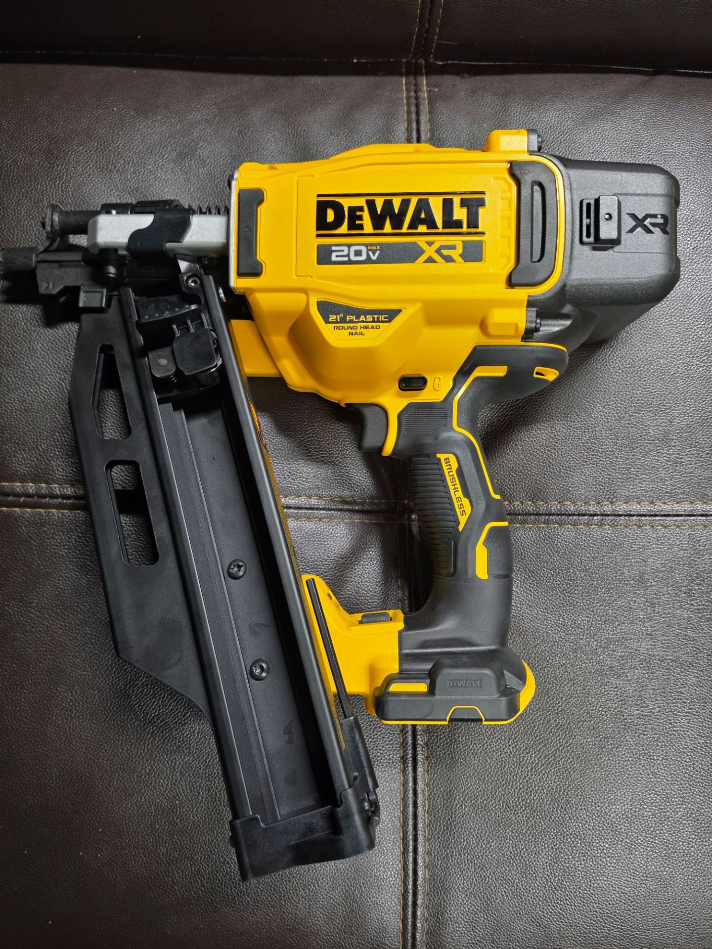 DEWALT 21° Degree Framing Nailer (Tool-Only)