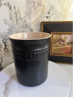 Le Creuset stoneware utensil holder