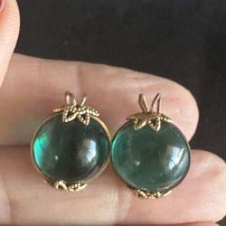 Glass Domed Cabochon set of Emerald Green Decorative Vintage Shoe Clips. 