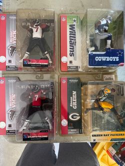 New in box NFL Football Mcfarlane Sportspicks