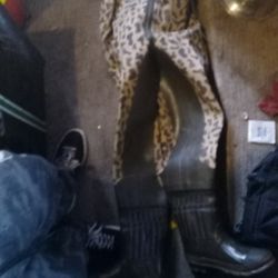 Hodgman Chest Waders Like New