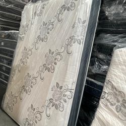 Colchon Nuevo Disponible 😍