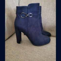 Nice Boots For Women Size 6M