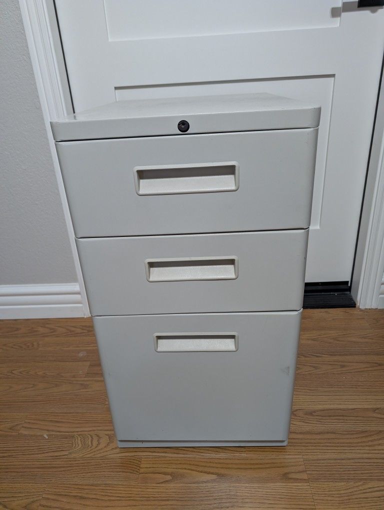 File Cabinet With Two Drawers