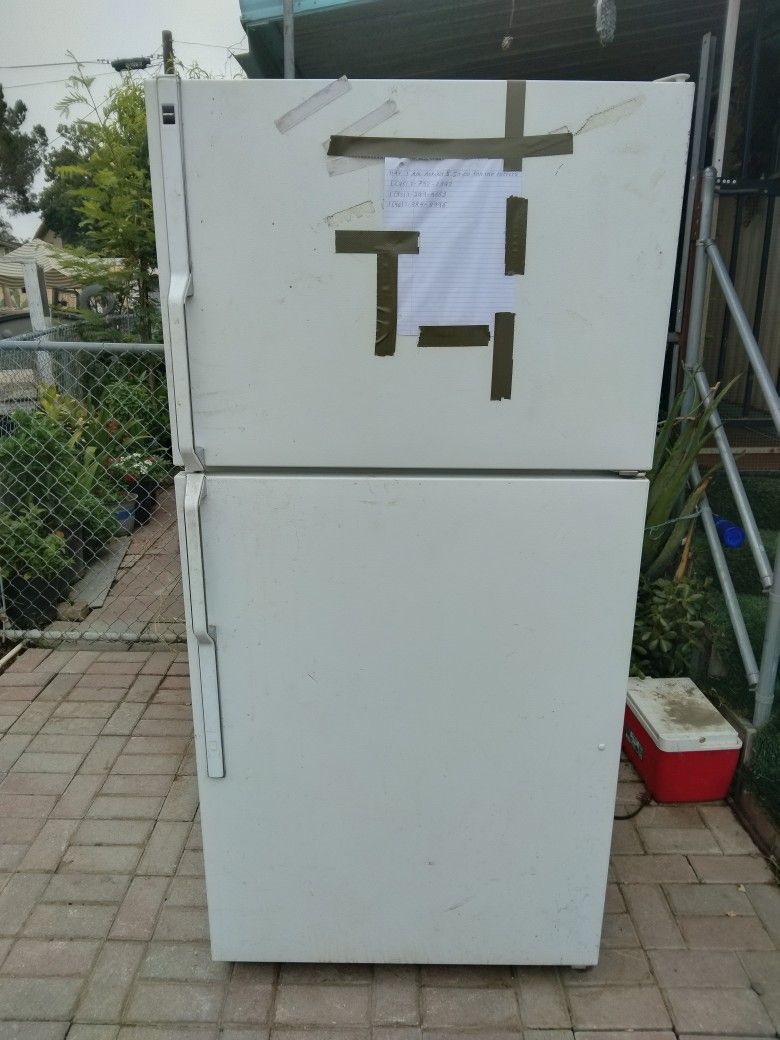 Hay I Am Asking $50.00 For The Freezer Okay