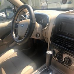 2006 Ford Explorer 