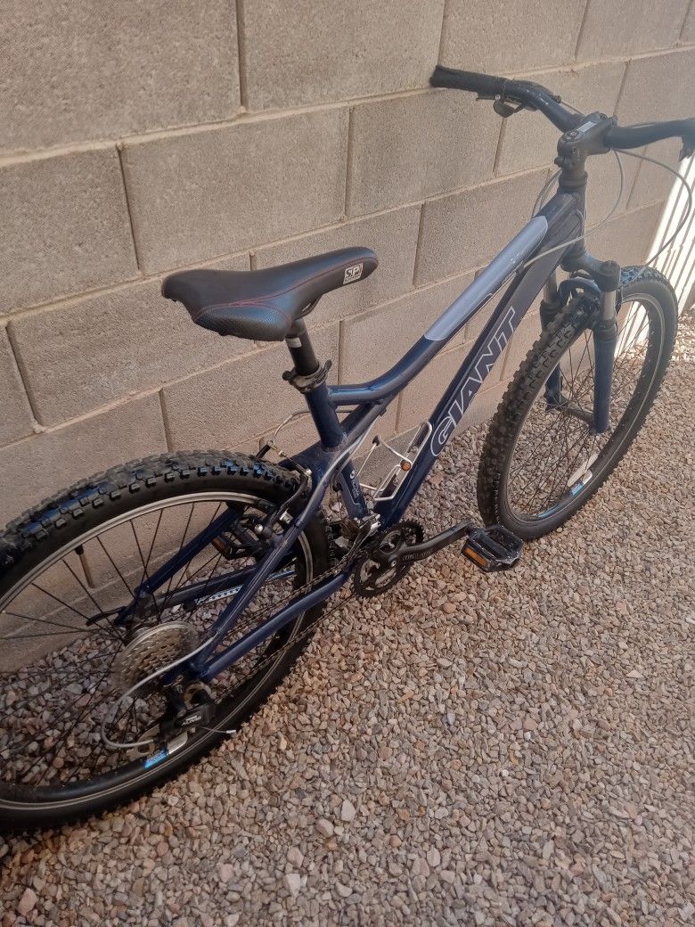 26" Giant Mountain Bike 
