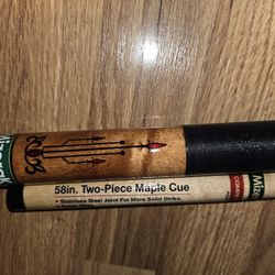 Vintage Pool Cue  With Case
