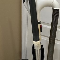 Shark Vacuum $45 Awesome Condition Yes Available