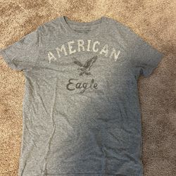 AEO tshirt Size L