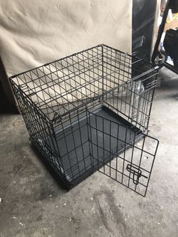 Medium dog crate 19” x 24 “