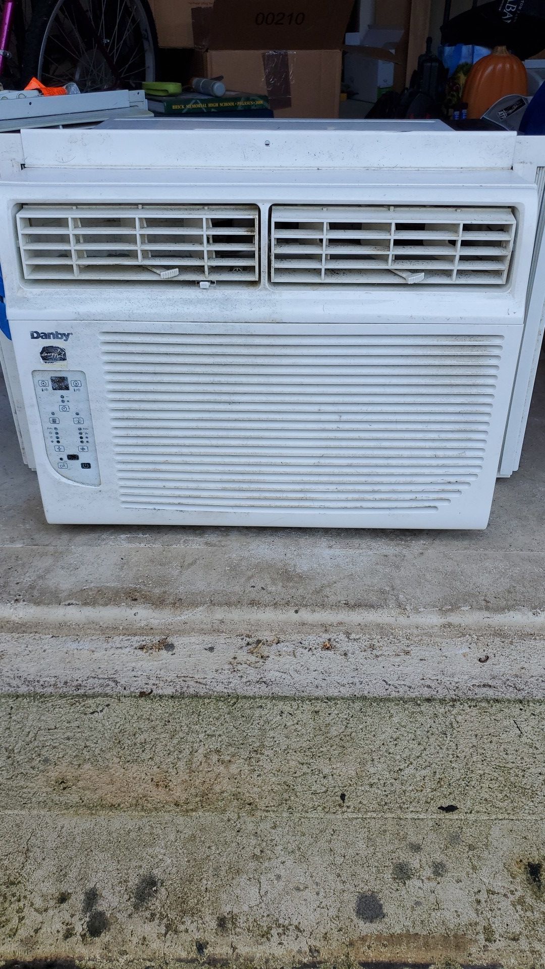 Danby AC window unit