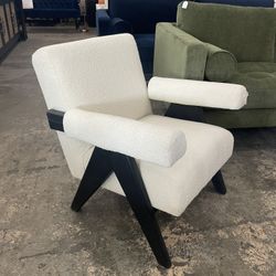 New Accent Chair Solid Wood Boucle Fabric Delivery Available