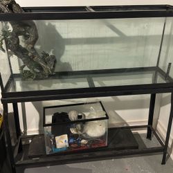 55 Gallon Fish Tank With Stand. 