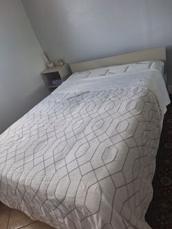 Cama con colchon