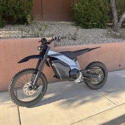 Brand New GOTRAX EVEREST