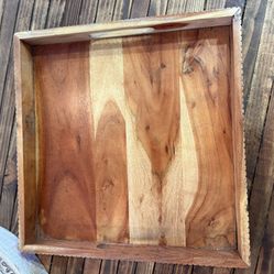 Handcrafted Mango Wood Platter – 18” x 18” | Made in India